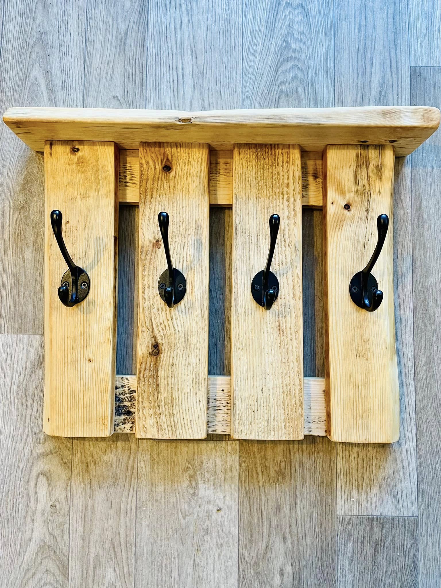 coat hanger shelf3